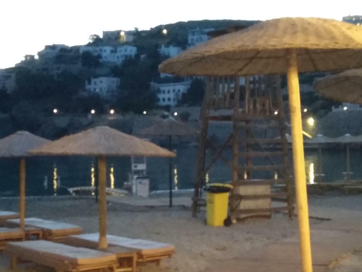 Akti Miaouli Holiday Home Vári Eksteriør bilde